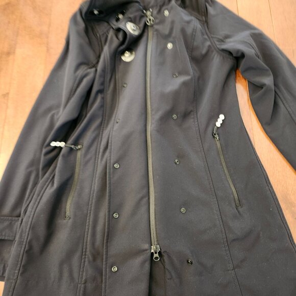 Lululemon Audrey women's long black jacket in size 8 - Picture 3 of 12